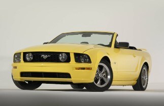 2005 Ford Mustang GT convertible
